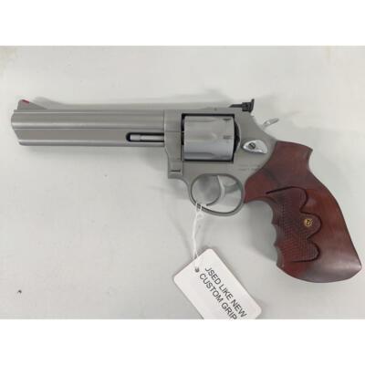 Like New Taurus Model 66 .357 Magnum/.38 Special Revolver w/Custom Wood Grips 6in. Barrel - Image 1