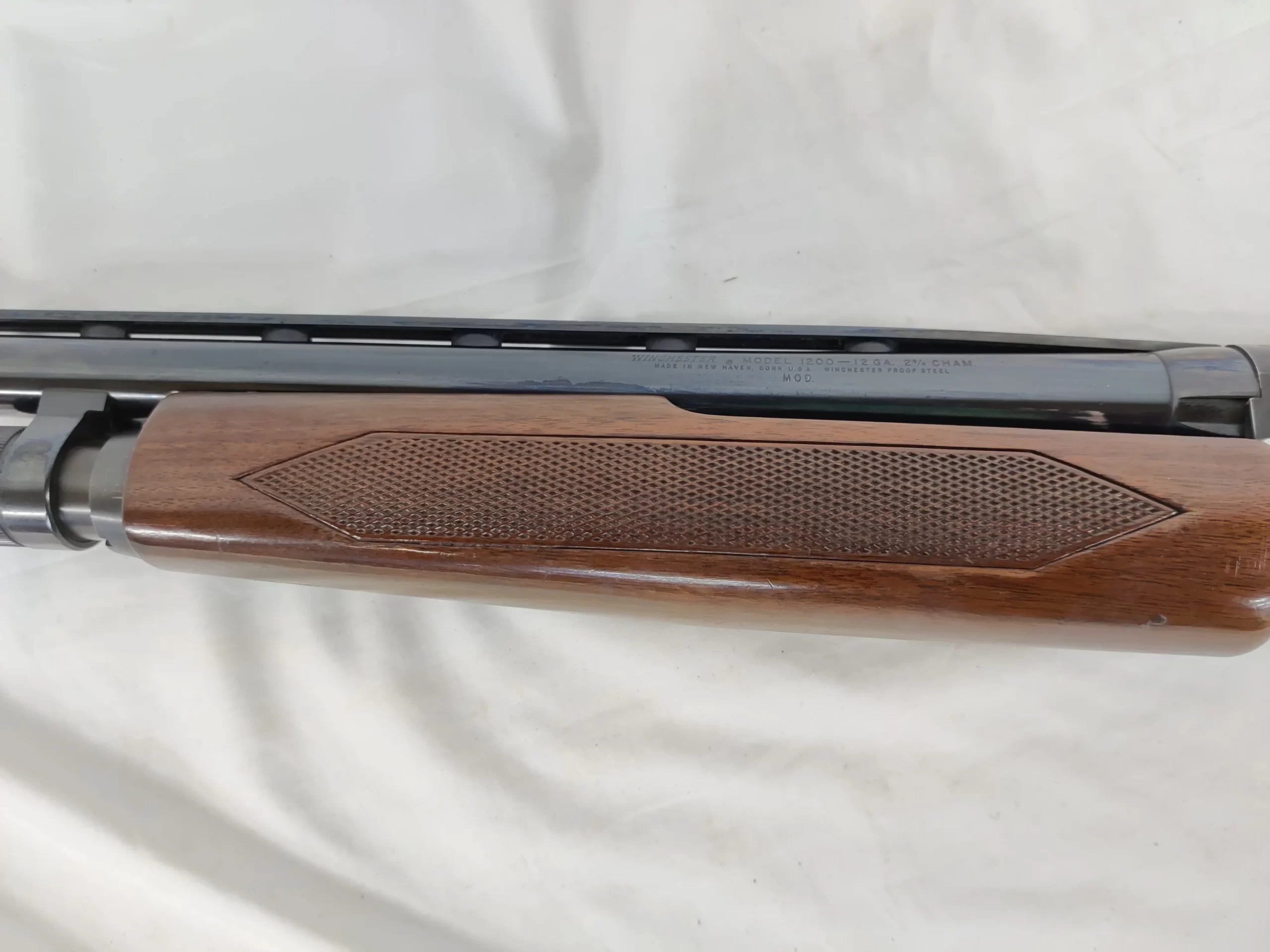 Winchester 1200 12 Gauge Shotgun 28in Barrel-img-4