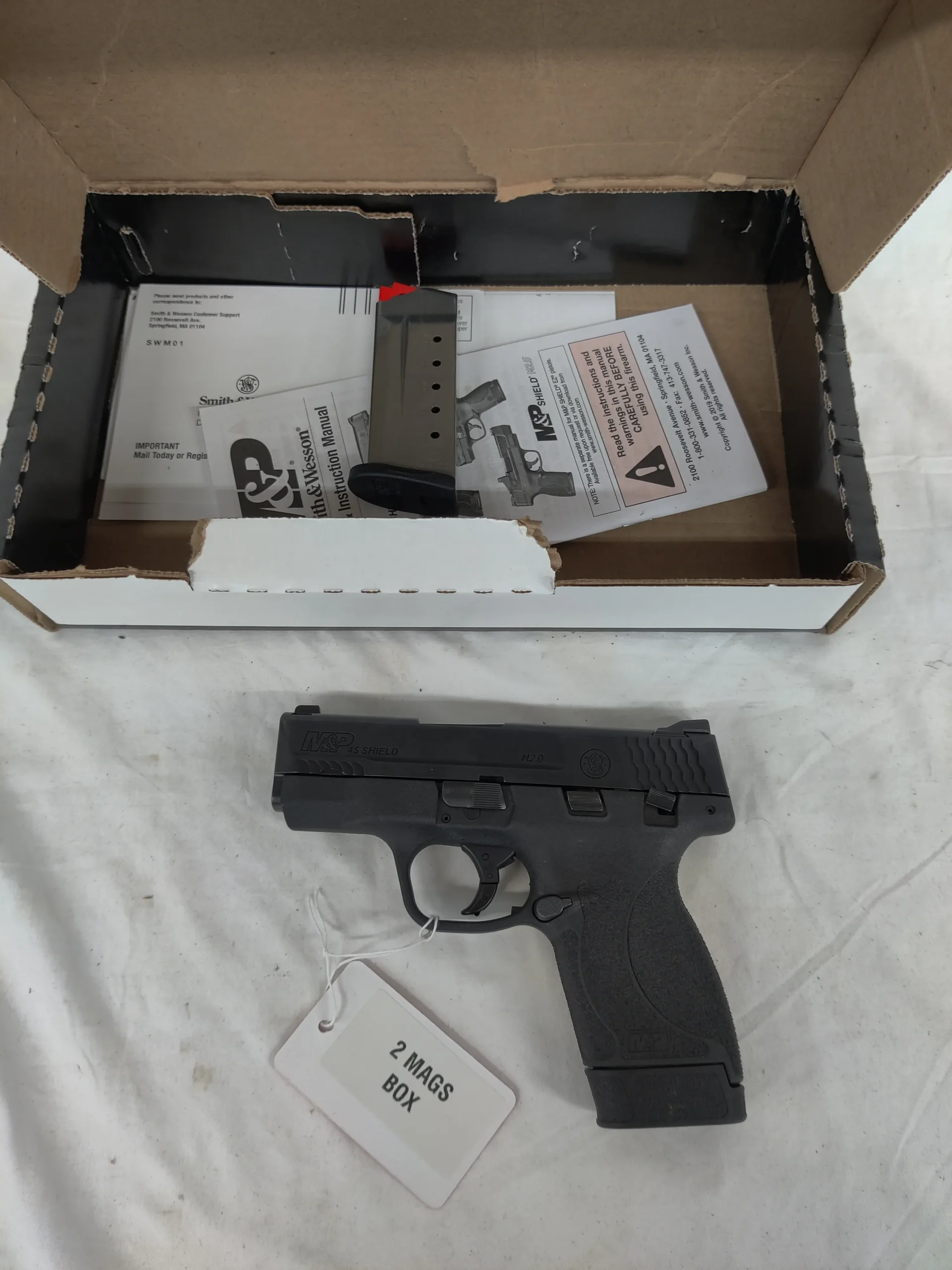 Smith & Wesson Shield M2.0 .45ACP Semi-Auto Pistol w/2 Mags, Orig-img-0