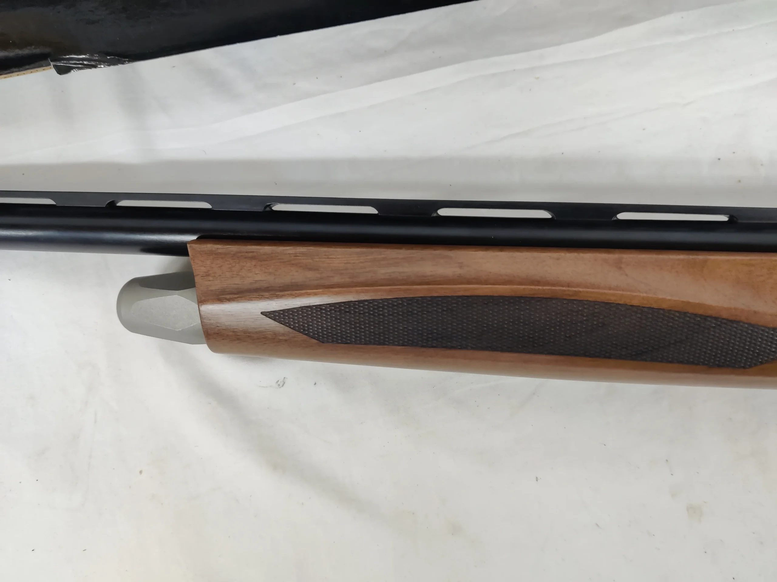 Used, Never Fired Legacy Sports Pointer Field 12 Gauge Semi-Auto Shotg-img-3